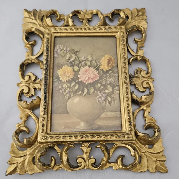 Elegant Gold Ornate Picture Frames.  Made In Italy - Picture 2 of 5